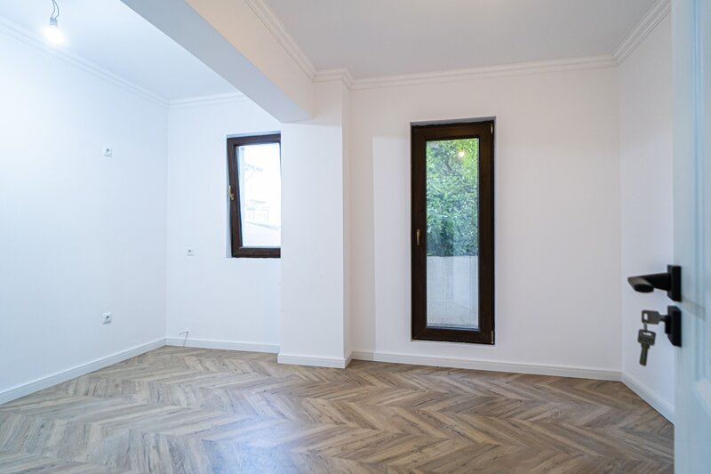 Prelungirea Ghencea, 3 camere, 62 mp + terasa 20 mp+ teren 128 mp, comision 0%